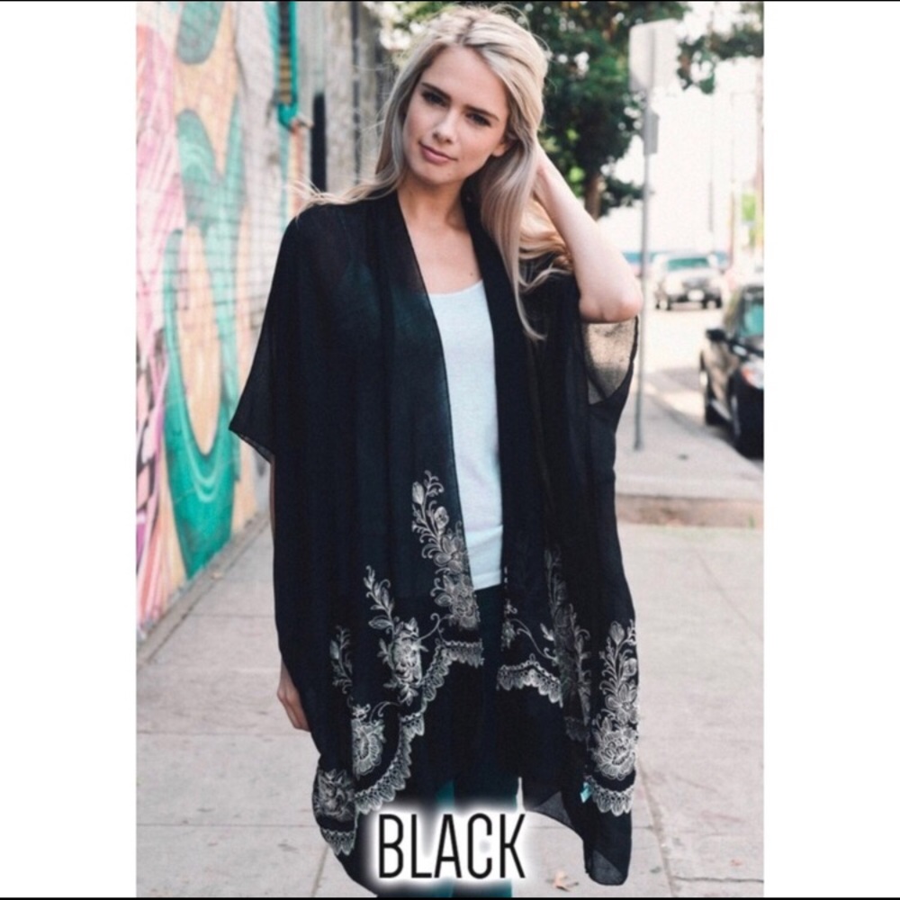 LAST ONE!!  Boho Kimono w/ White Flower Embroidery